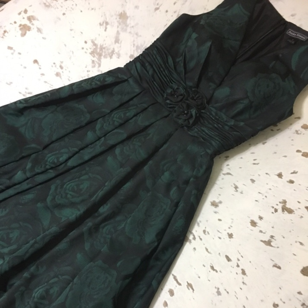 Jessica Howard dress
